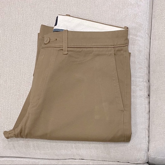 J. Crew Other - Men’s Jcrew NWOT 29/32 dark khaki pants